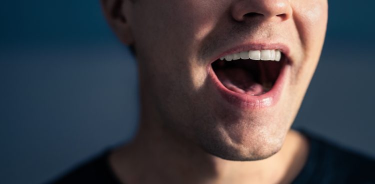 Warming Up With a Purpose: 5 Tips for a Great Vocal Performance